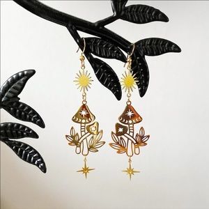 Mushroom 🍄 Earrings